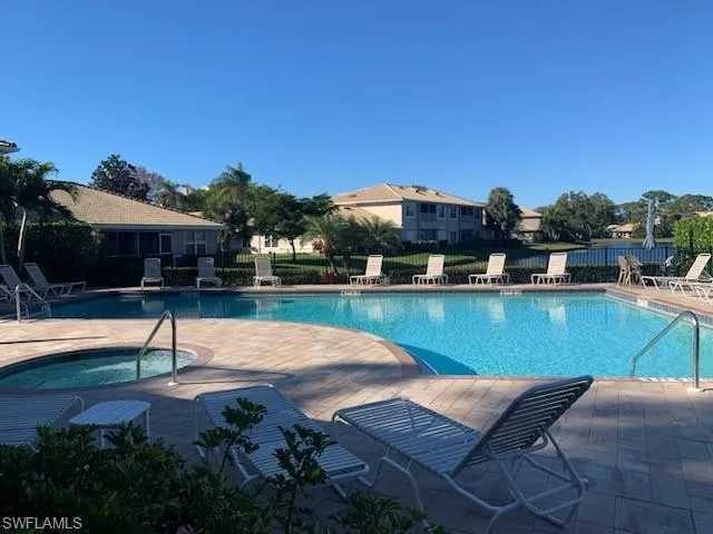 $5,900 | 306 Emerald Bay Circle, Unit J5, Naples, FL 34110