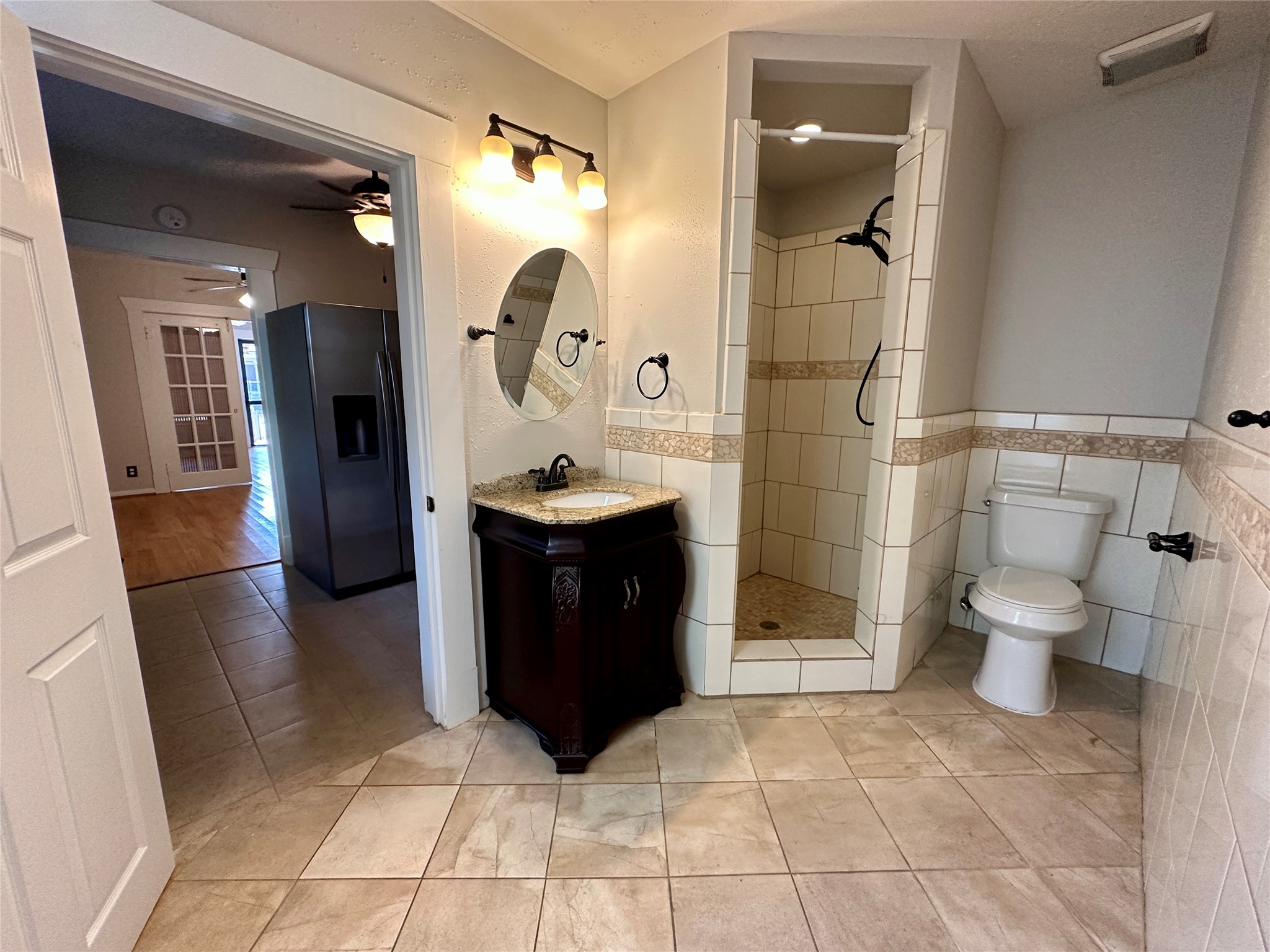 405 James, Unit 2 Houston, TX 77009 - Photo 9 of 12