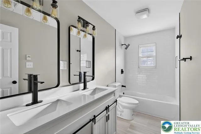 $425,000 | 386 Johnston Drive, Bethlehem, PA 18017