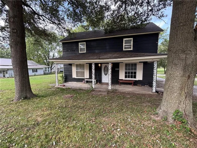 $62,500 | 200 South 3rd Street, Arma, KS 66712