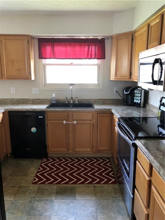 7909 Pine Lake Road Indianapolis, IN 46268 - Photo 7 of 18 Gallery Image 7