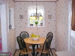 335 Lynbrooke Road Springfield, PA 19064 - Photo 3 of 6