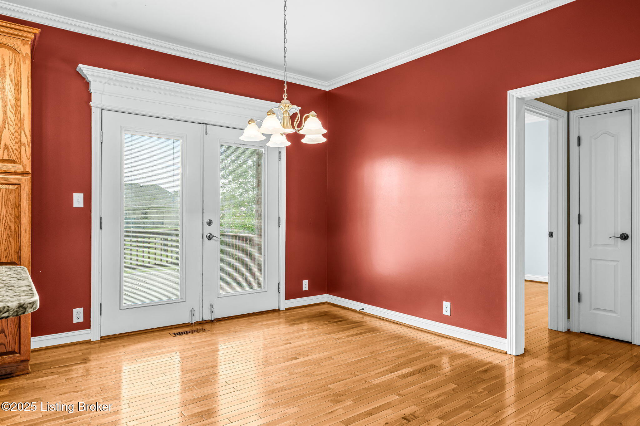 153 Spring Farm Trail Shepherdsville, KY 40165 - Photo 12 of 43 Dining Area