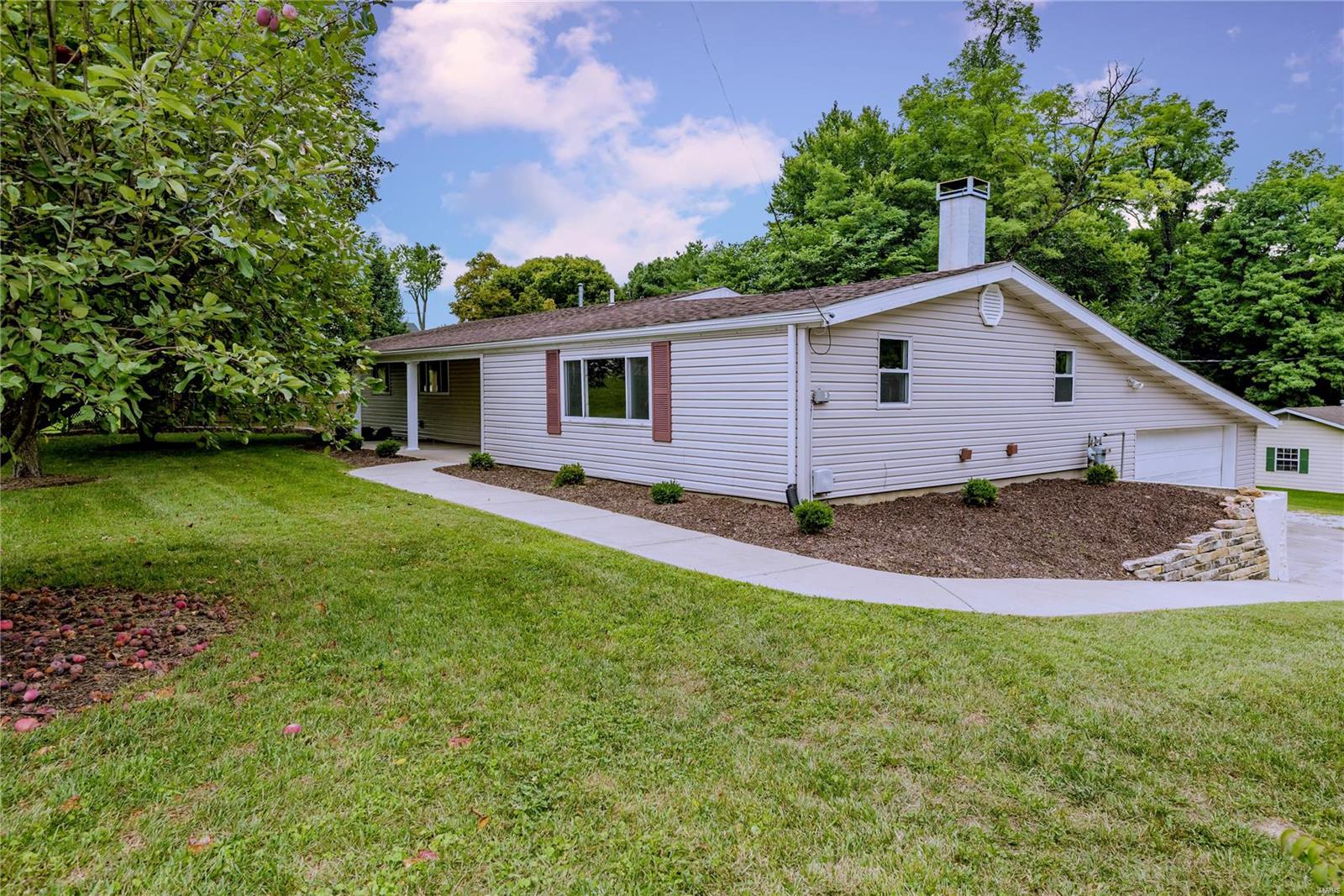 2339 Keebler Road Collinsville, IL 62234 - Photo 1 of 16 Gallery Image 1