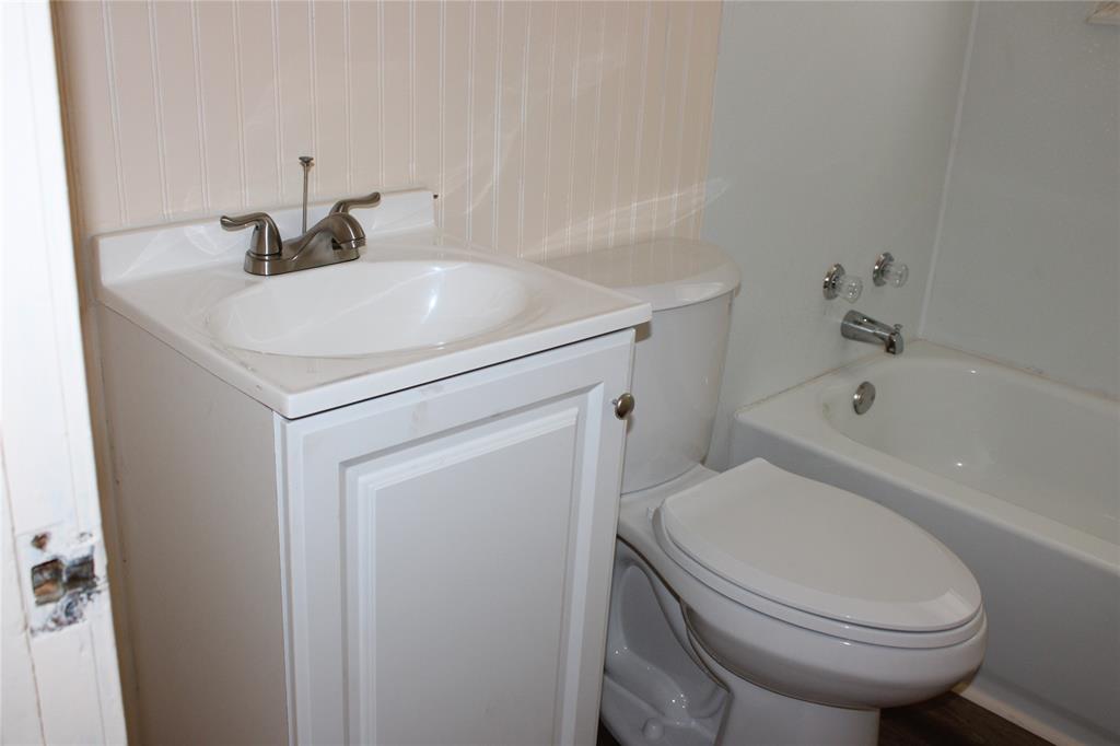 2732 North 23rd Street Waco, TX 76708 - Photo 10 of 15