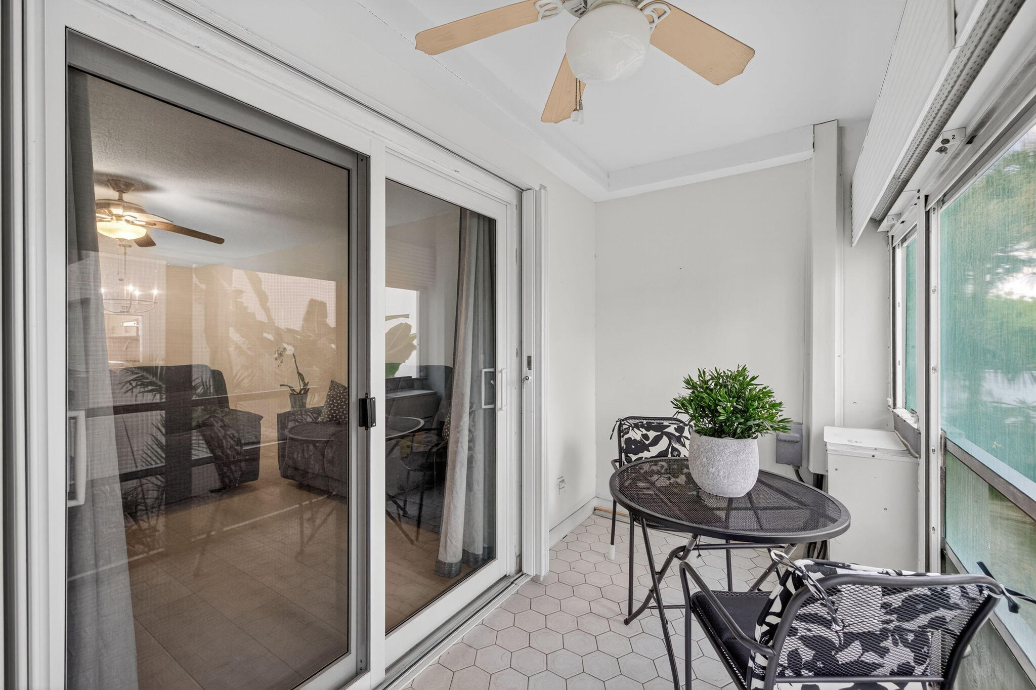 2050 Northeast 39th Street, Unit S210 Lighthouse Point, FL 33064 - Photo 27 of 45 39-web-or-mls-699A2231