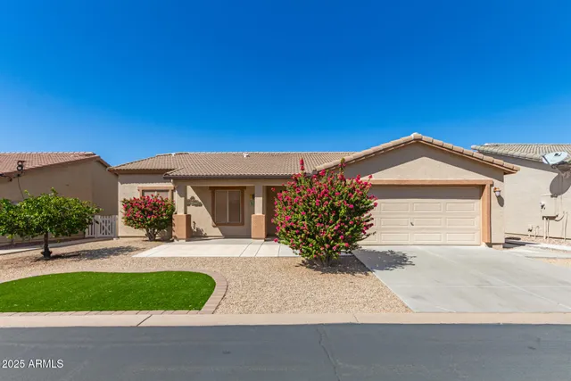 $370,000 | 2101 South Meridian Road, Unit 189, Apache Junction, AZ 85120