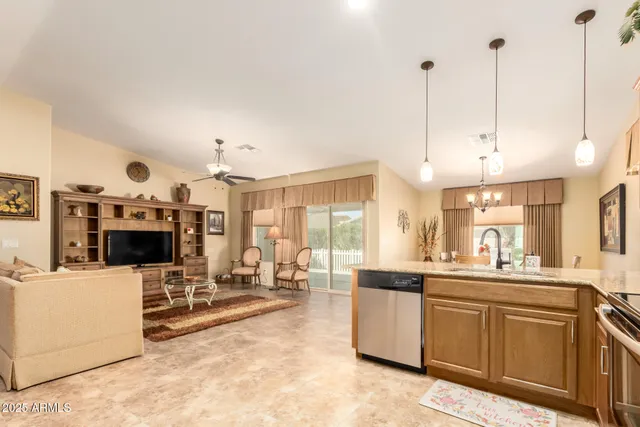 $370,000 | 2101 South Meridian Road, Unit 189, Apache Junction, AZ 85120