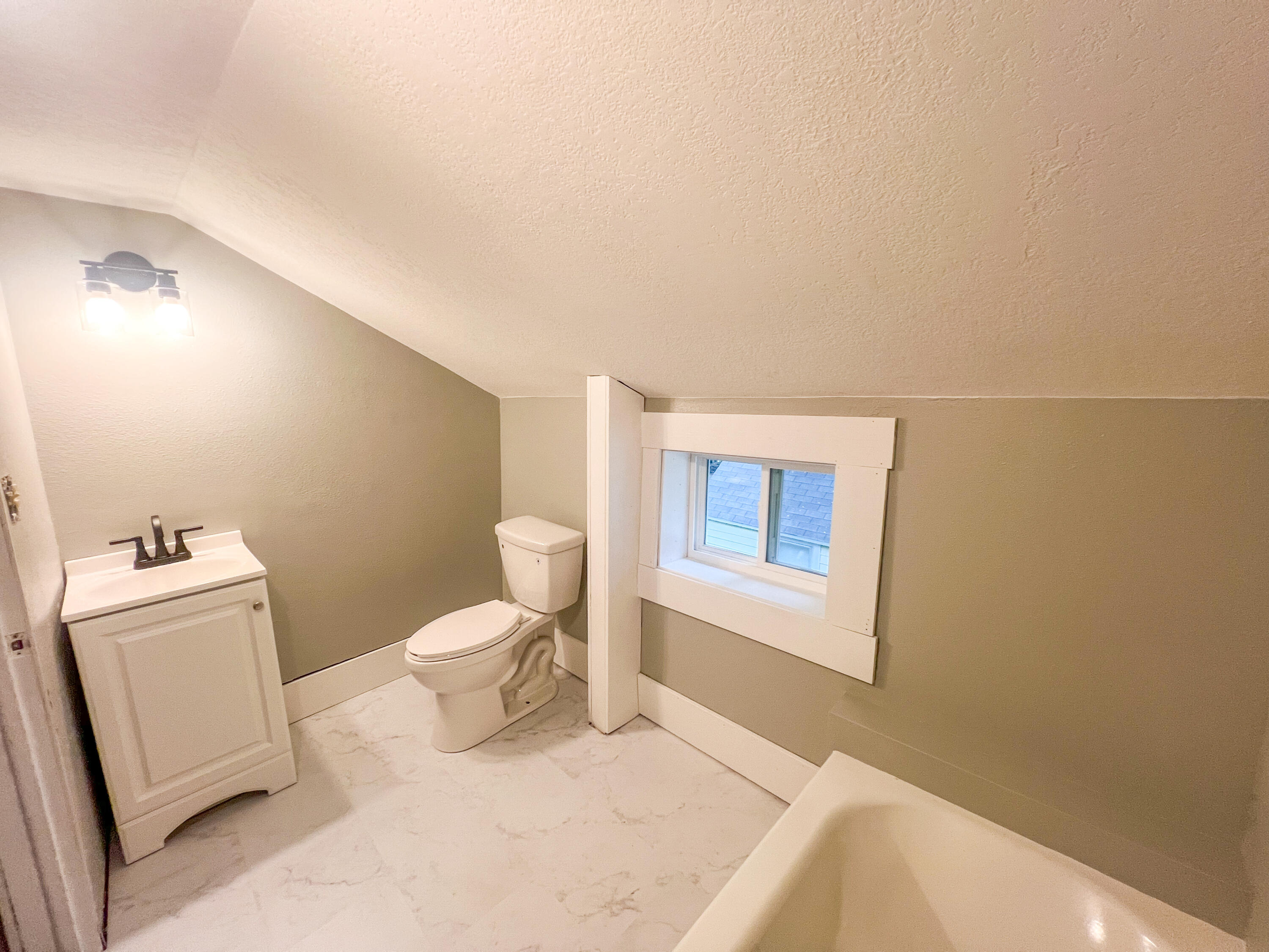 709 Wolcott Street Sparta, WI 54656 - Photo 24 of 38 Bathroom