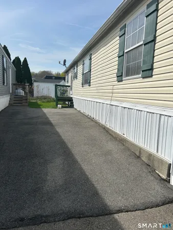 $147,000 | 1012 Old Colony Road, Meriden, CT 06451