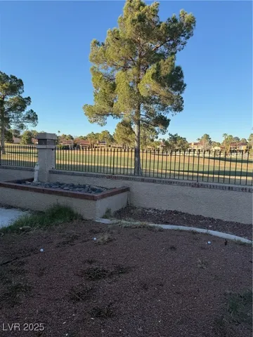 $3,500 | 7656 Boca Raton Drive, Las Vegas, NV 89113