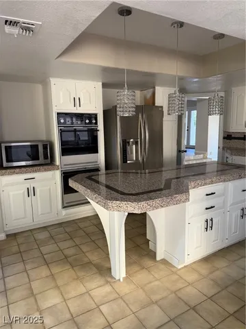$3,500 | 7656 Boca Raton Drive, Las Vegas, NV 89113