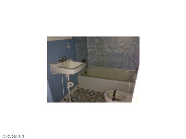5817 Grubby Road Wilsons, VA 23894 - Photo 10 of 10