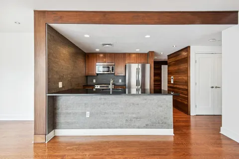 $1,350,000 | 201 Marin Boulevard, Unit 720, Jersey City, NJ 07302