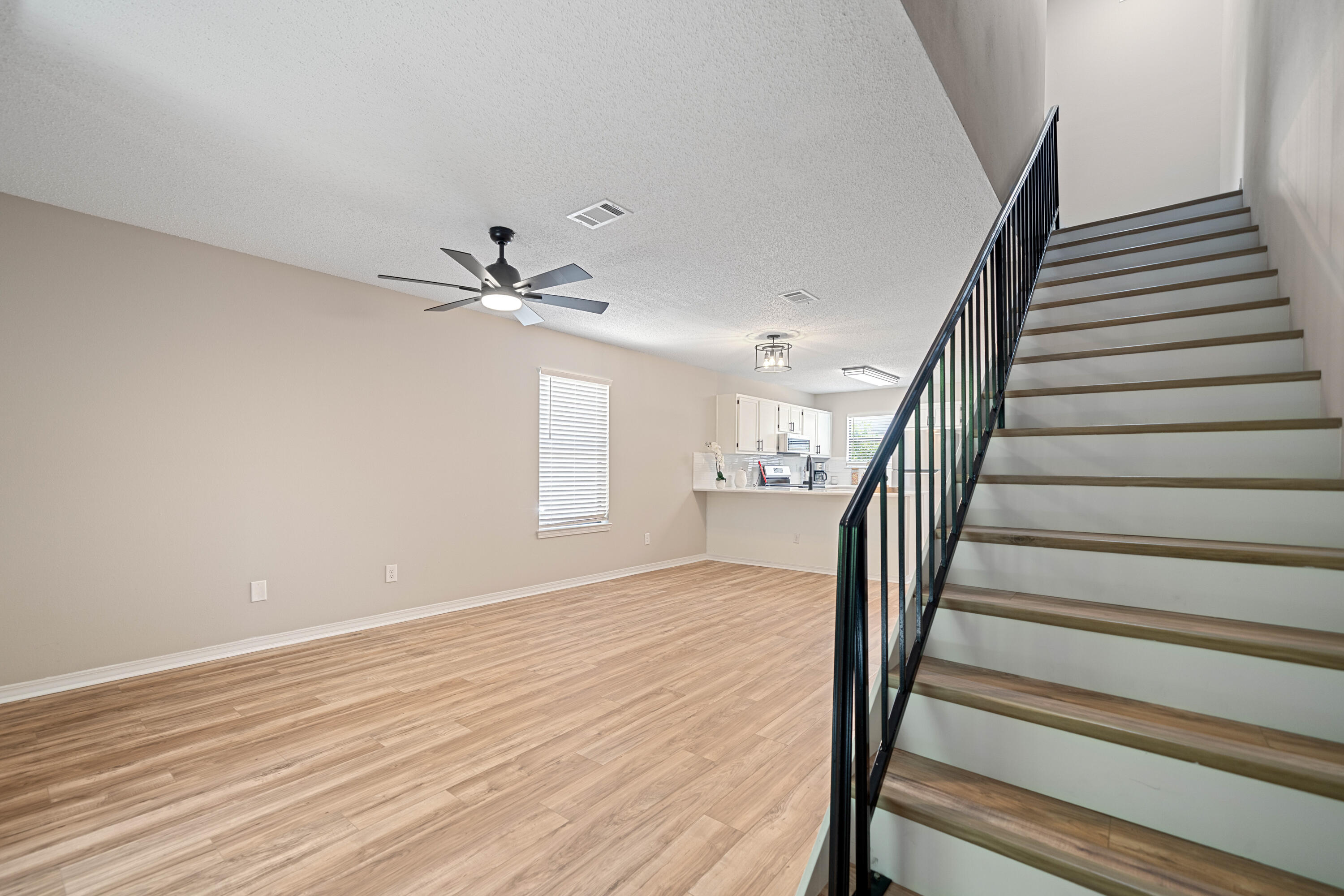 1681 Highway 98, Unit 3 Mary Esther, FL 32569 - Photo 16 of 21 a view of an entryway