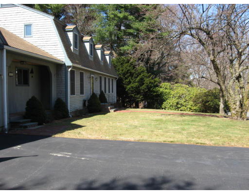 170 Suffolk Road Newton, MA 02467 - Photo 15 of 22