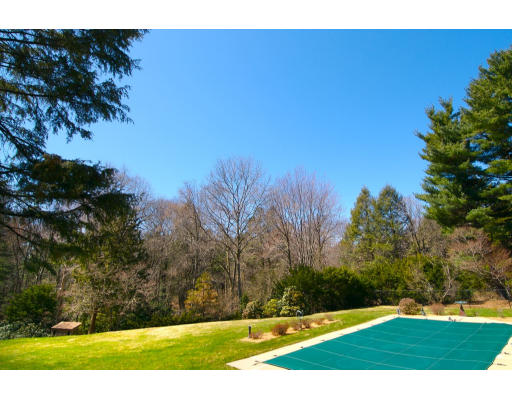 170 Suffolk Road Newton, MA 02467 - Photo 16 of 22