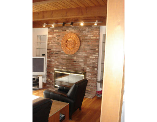 170 Suffolk Road Newton, MA 02467 - Photo 8 of 22