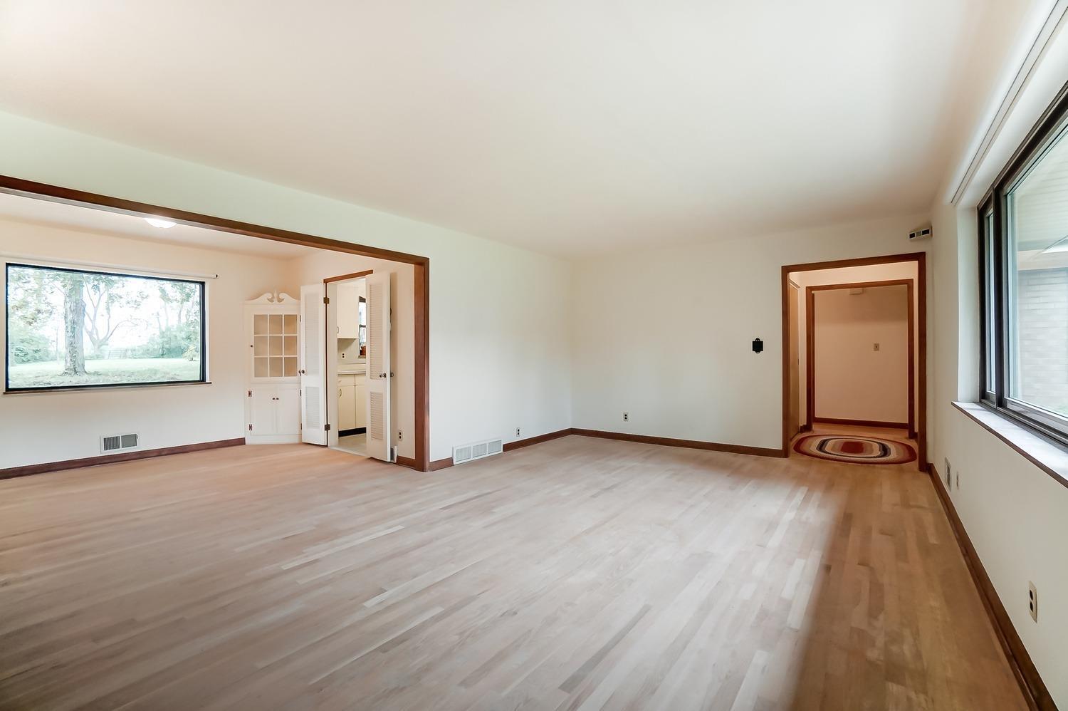 5891 Fairham Road Hamilton, OH 45011 - Photo 5 of 45 Gallery Image 5