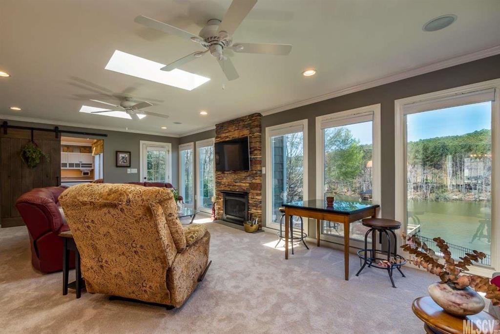6051 Powder Point Drive Hickory, NC 28601 - Photo 3 of 25 Gallery Image 3
