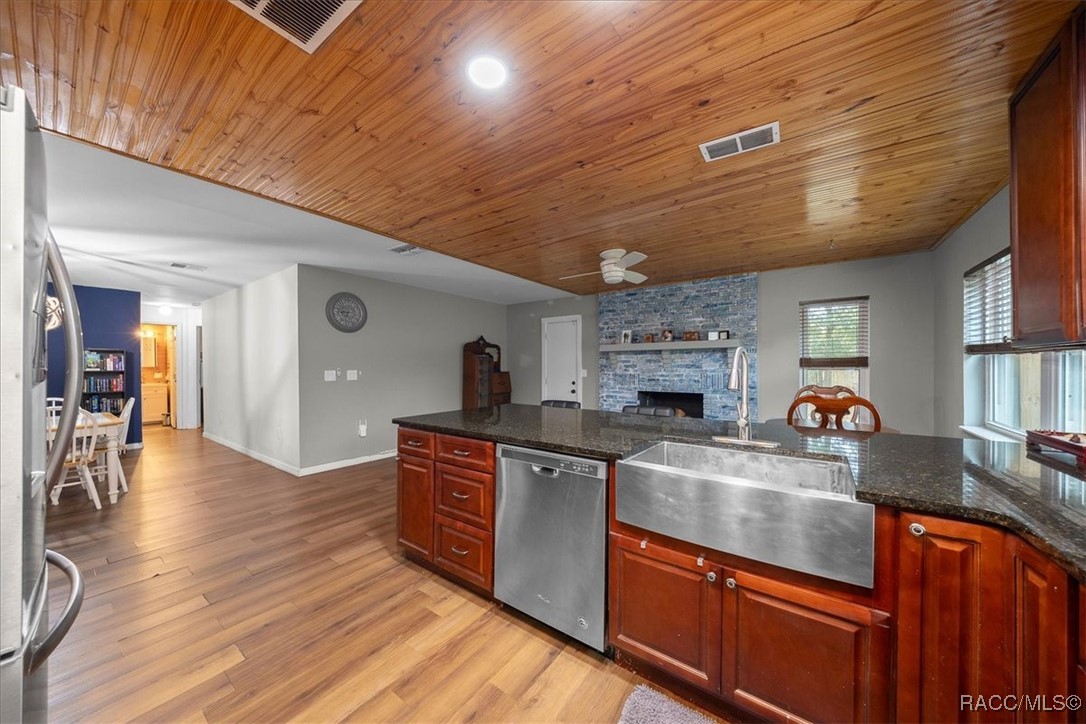 1161 North Van Nortwick Road Lecanto, FL 34461 - Photo 12 of 33