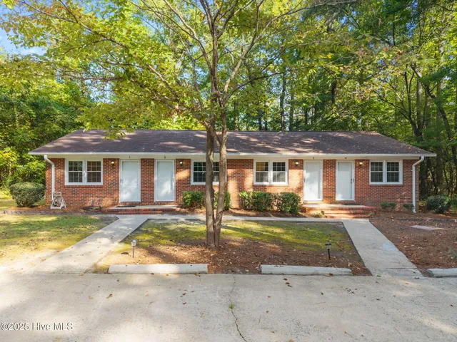 $875 | 1190 Gould Road, Unit 2, Jacksonville, NC 28540