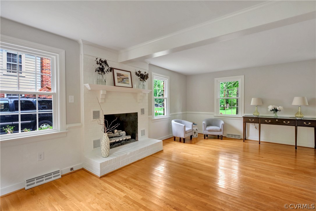 Gallery Image 6
