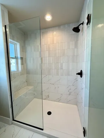 $689,900 | W5846 Delta Drive, Menasha, WI 54952