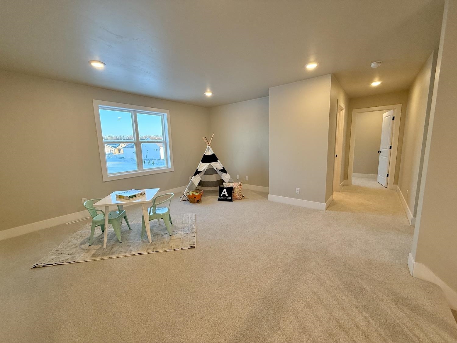 W5846 Delta Drive Menasha, WI 54952 - Photo 17 of 24