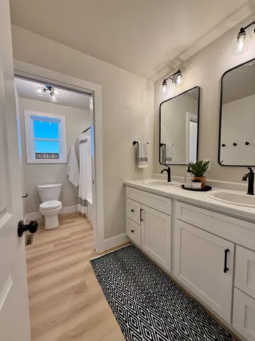 $689,900 | W5846 Delta Drive, Menasha, WI 54952