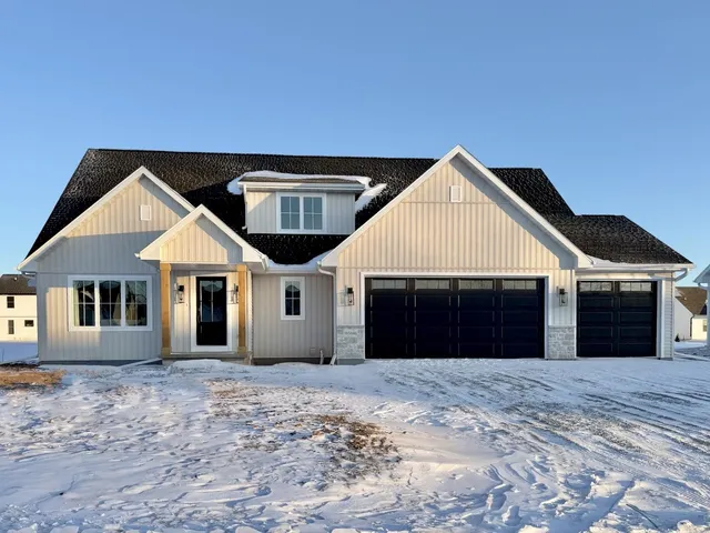 $689,900 | W5846 Delta Drive, Menasha, WI 54952