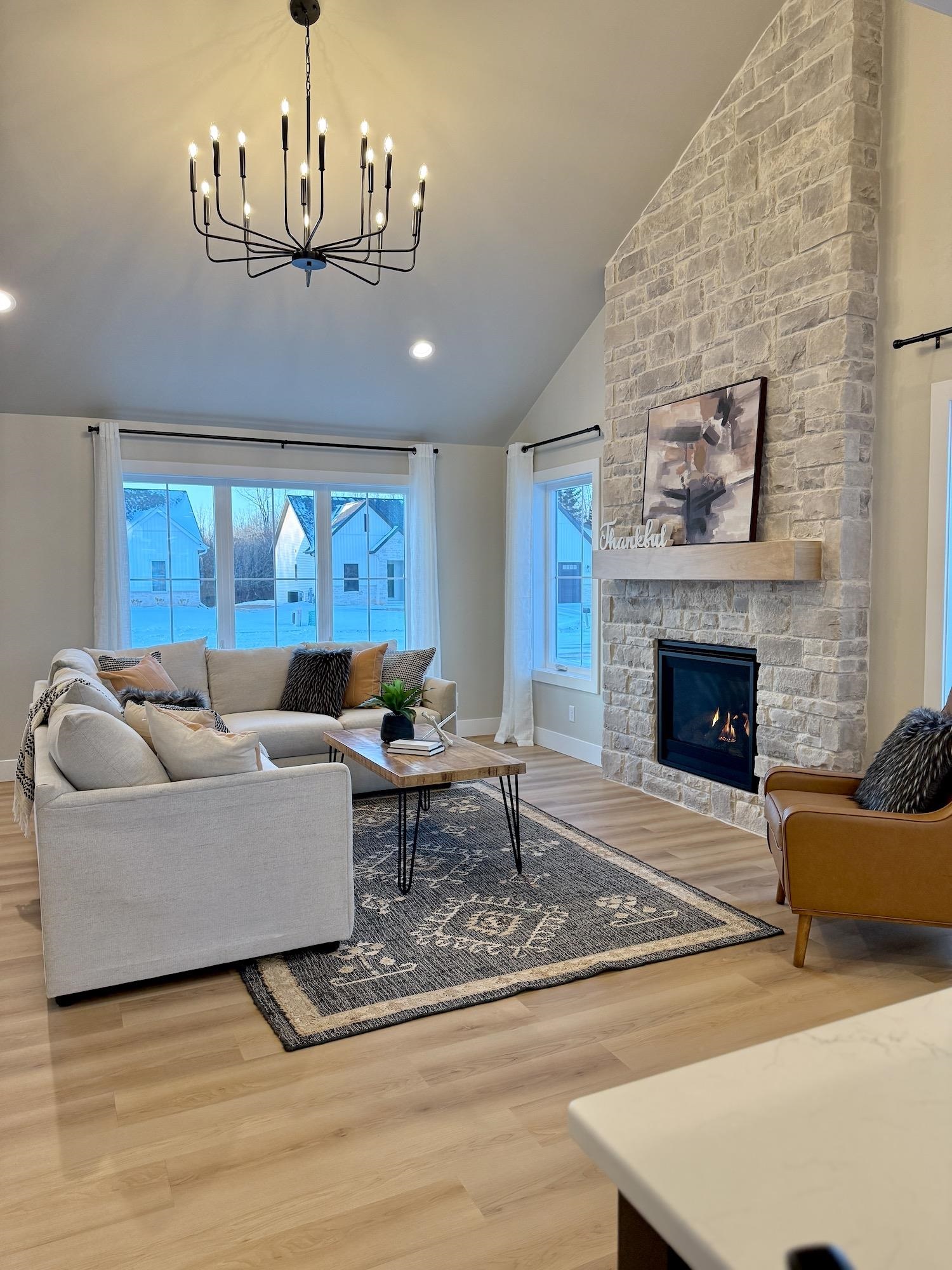 W5846 Delta Drive Menasha, WI 54952 - Photo 4 of 24