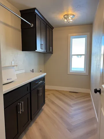 $689,900 | W5846 Delta Drive, Menasha, WI 54952