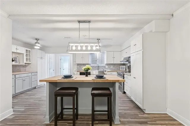 $220,000 | 131 Ann Lane, St. Rose, LA 70087