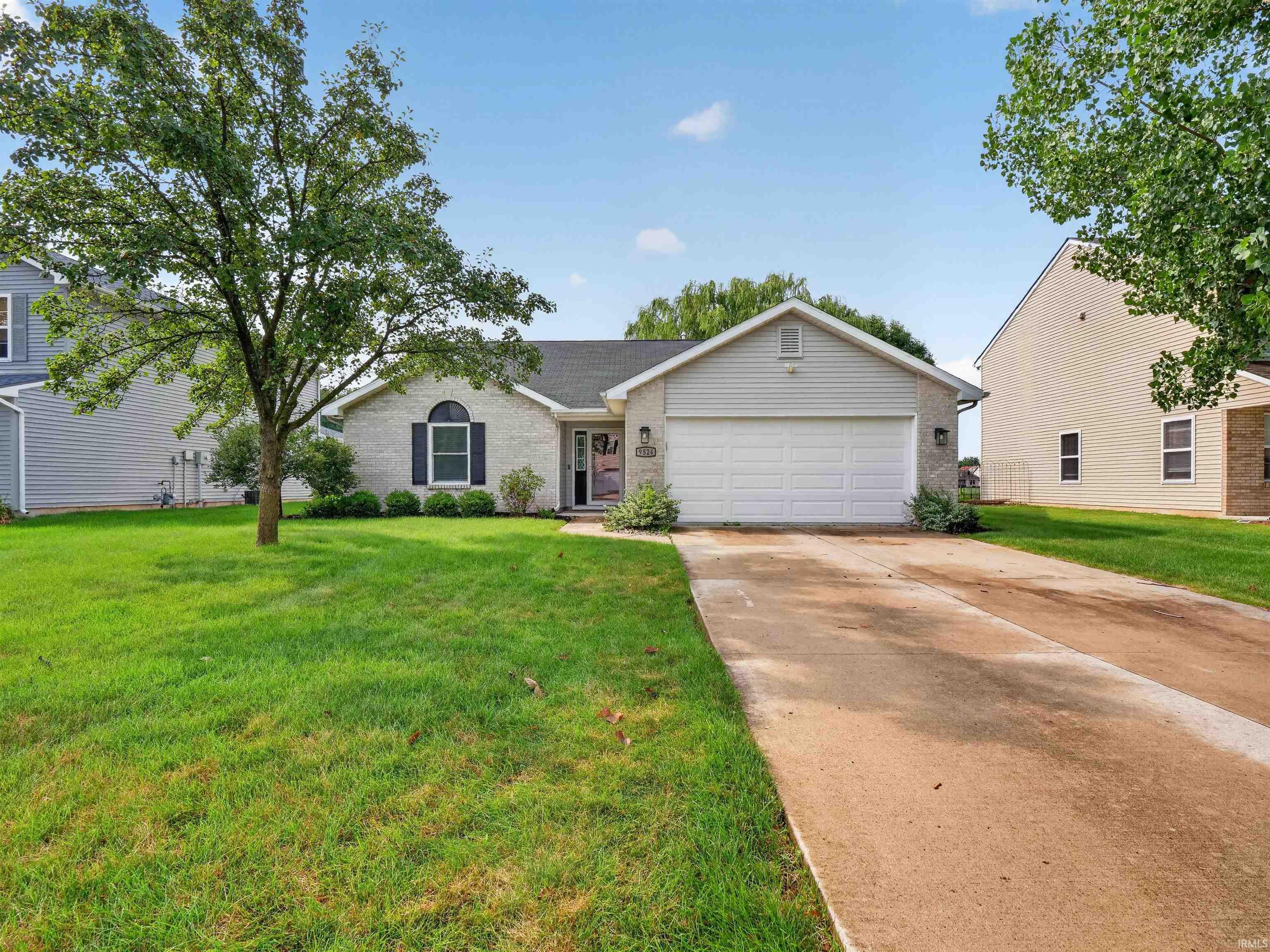 9524 Founders Way Fort Wayne, IN 46835 - Photo 2 of 32 Gallery Image 2