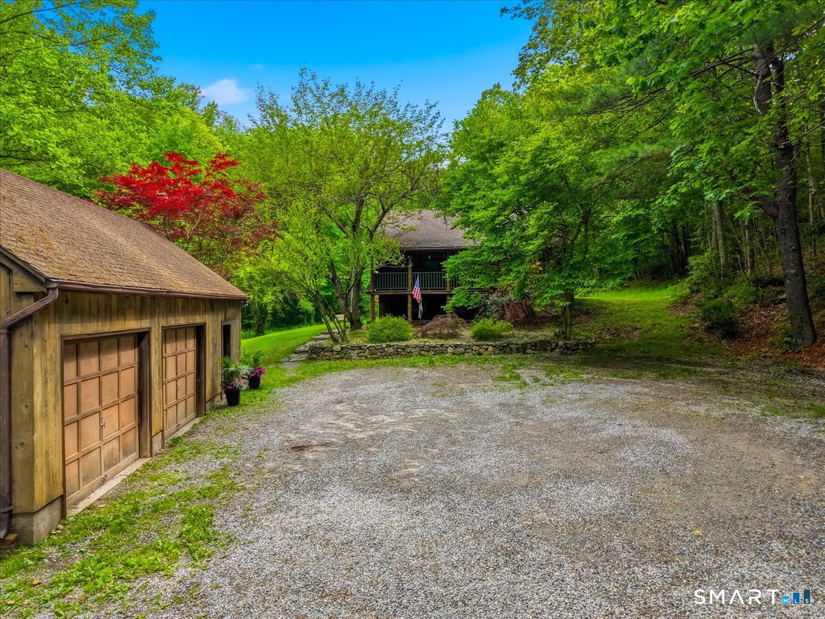 115 Green Hill Road Killingworth, CT 06419 - Photo 32 of 40 Detached garage with spacious turnaround driveway