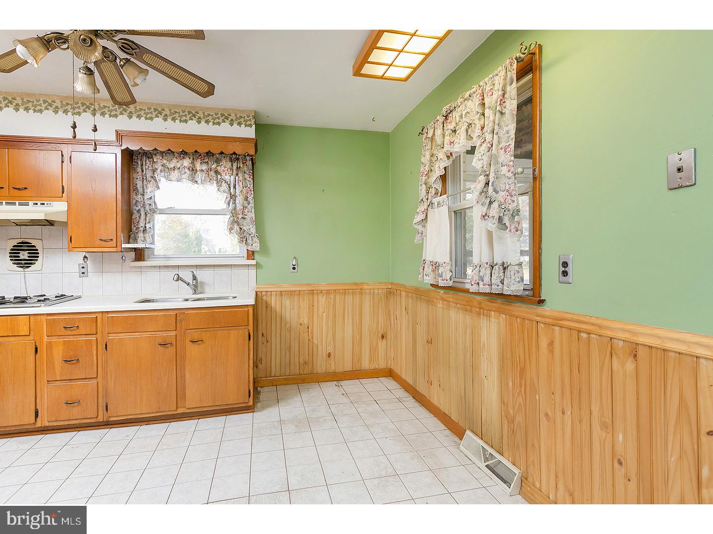 1744 Almonesson Road Deptford, NJ 08096 - Photo 12 of 17