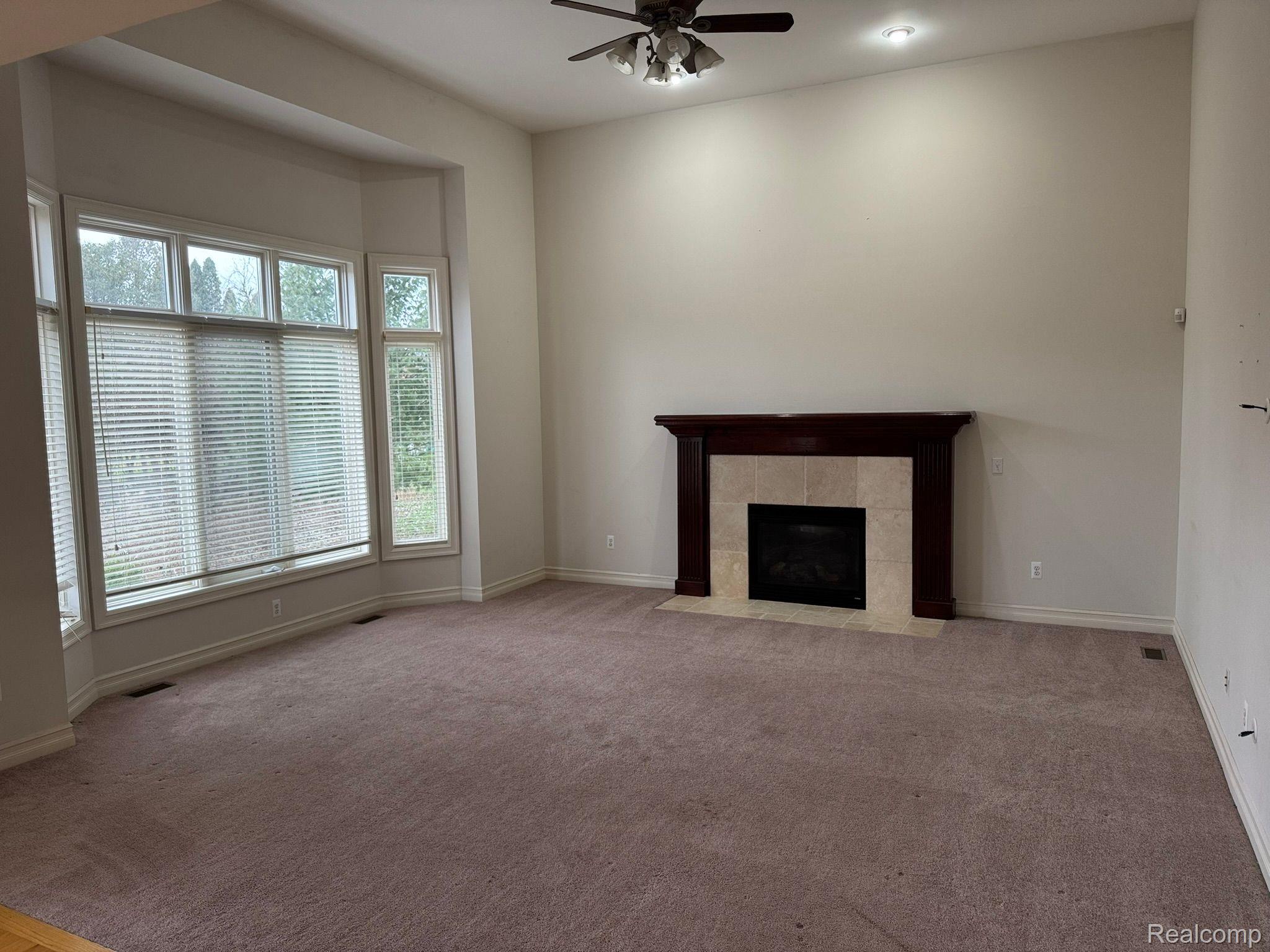 444 Kennebunk Drive Rochester, MI 48306 - Photo 3 of 25 Gallery Image 3