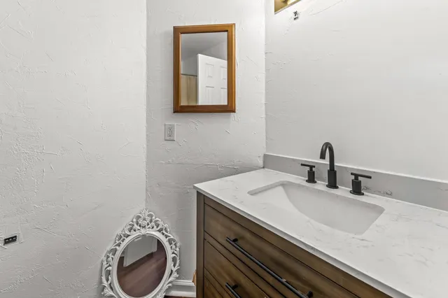 $1,695 | 1844 Nicklaus Drive, Tallahassee, FL 32301