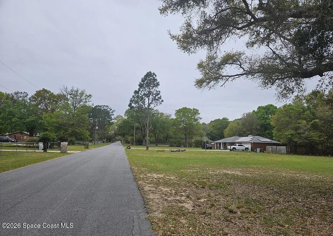 5542 Delona Road Milton, FL 32583 - Photo 4 of 5 4