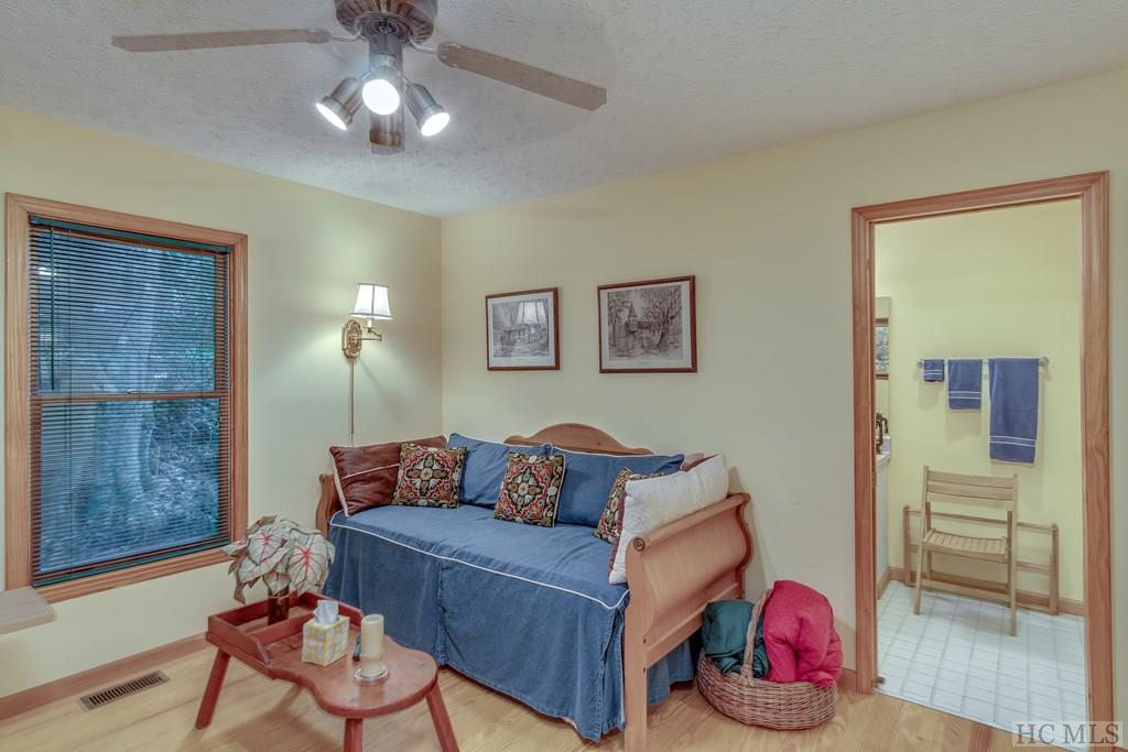 229 Dills Road Highlands, NC 28741 - Photo 13 of 32 Gallery Image 13
