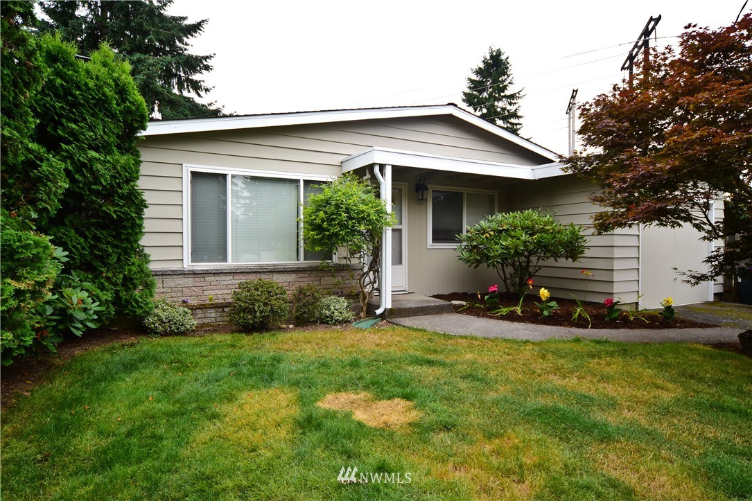 10205 126th Avenue Southeast Renton, WA 98056 - Photo 1 of 25 Gallery Image 1