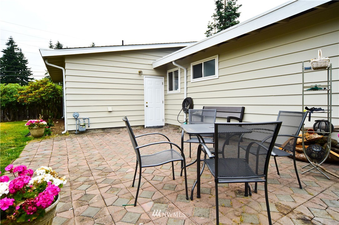 10205 126th Avenue Southeast Renton, WA 98056 - Photo 21 of 25 Gallery Image 21