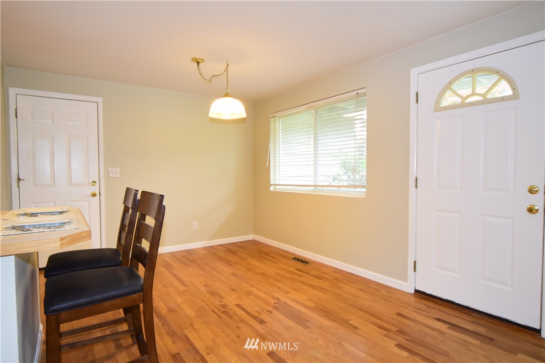 10205 126th Avenue Southeast Renton, WA 98056 - Photo 8 of 25 Gallery Image 8
