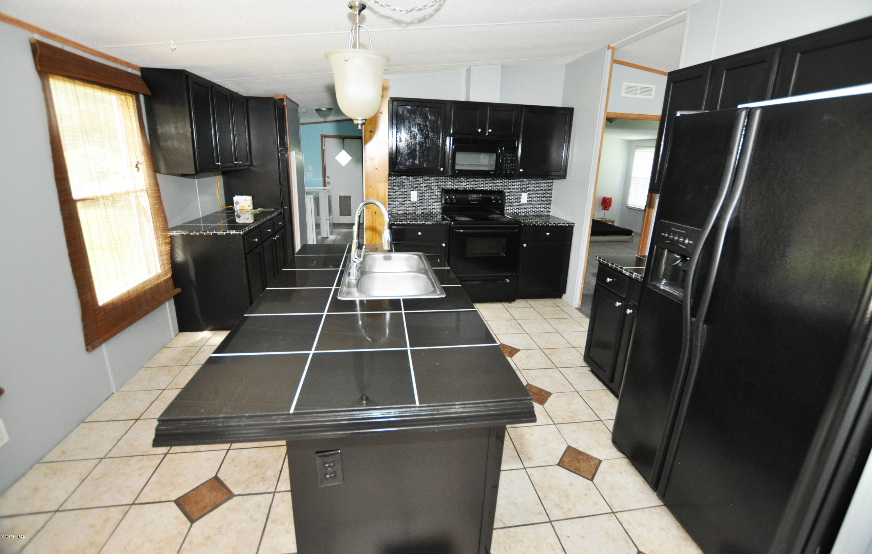 213 Hardesty Farm Road Newport, NC 28570 - Photo 11 of 45 Kitchen