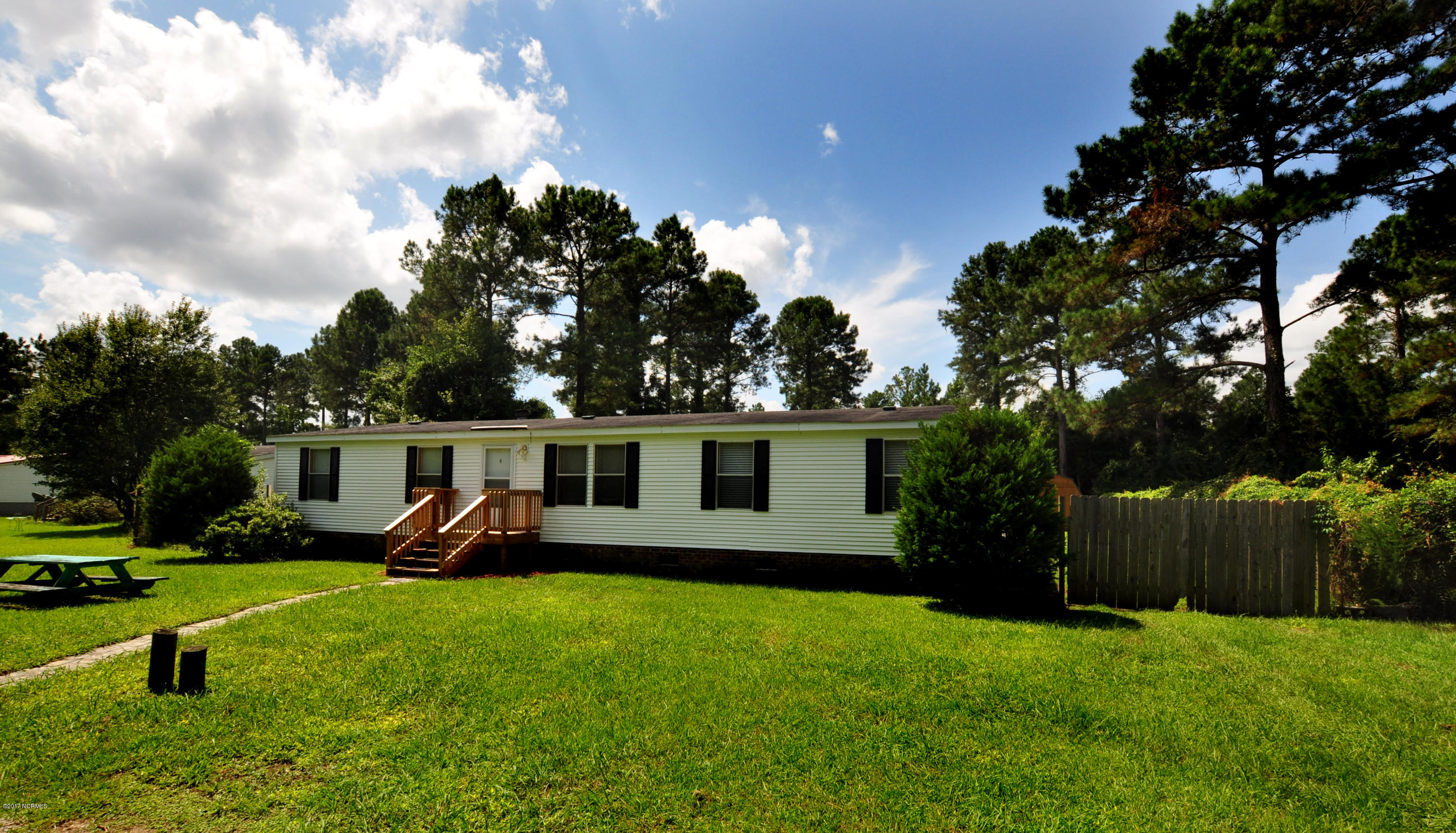 213 Hardesty Farm Road Newport, NC 28570 - Photo 3 of 45 Front of Home