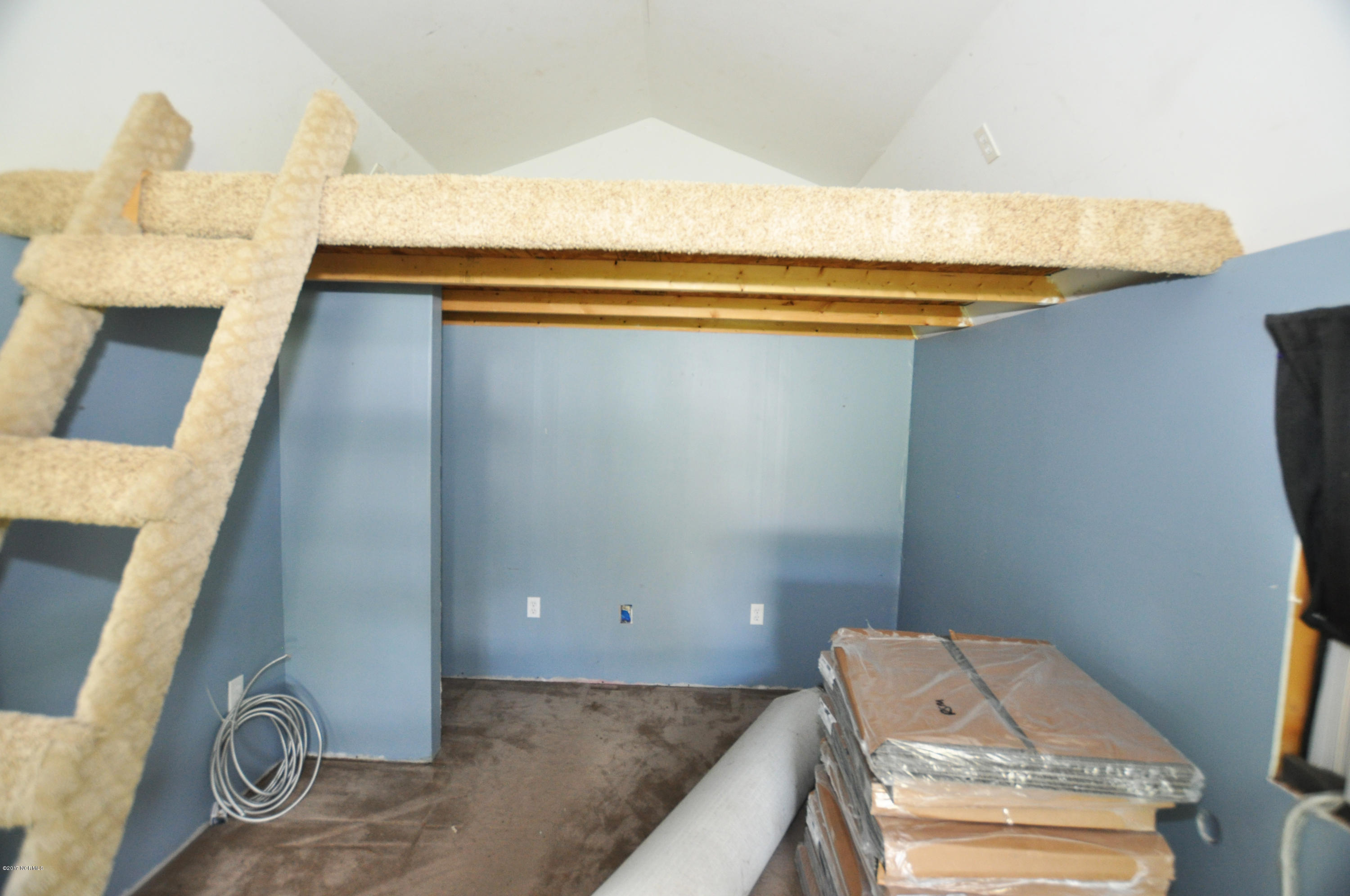 213 Hardesty Farm Road Newport, NC 28570 - Photo 43 of 45 Guest Tiny House