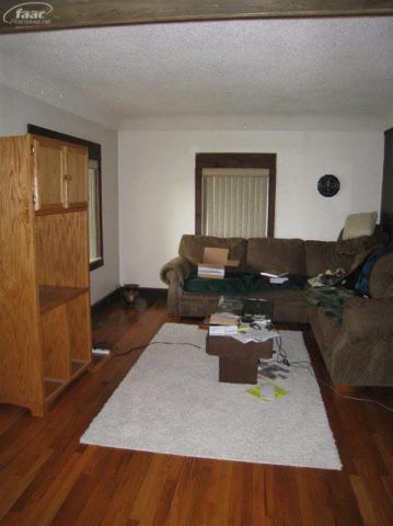 4446 Belsay Road Grand Blanc, MI 48439 - Photo 5 of 26 20132459-4.JPG