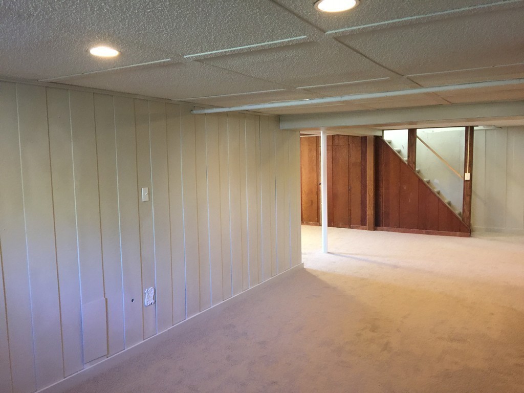 101 Sunset Drive Springfield, MA 01109 - Photo 18 of 23 Gallery Image 18
