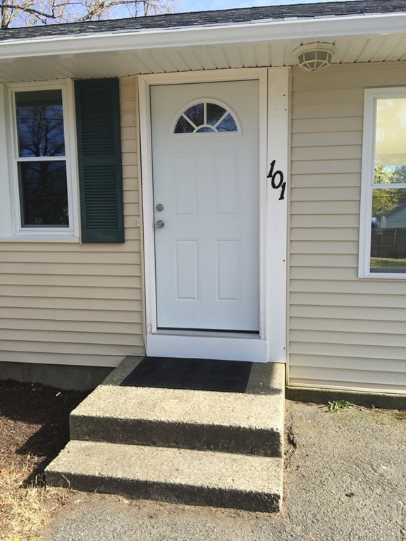 101 Sunset Drive Springfield, MA 01109 - Photo 2 of 23 Gallery Image 2